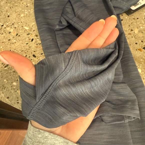 NWT Mountain Hardware Gray Long Sleeve Shirt - Picture 8 of 8